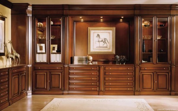 從整木定制辦公室欣賞定做護(hù)墻板、書柜之美