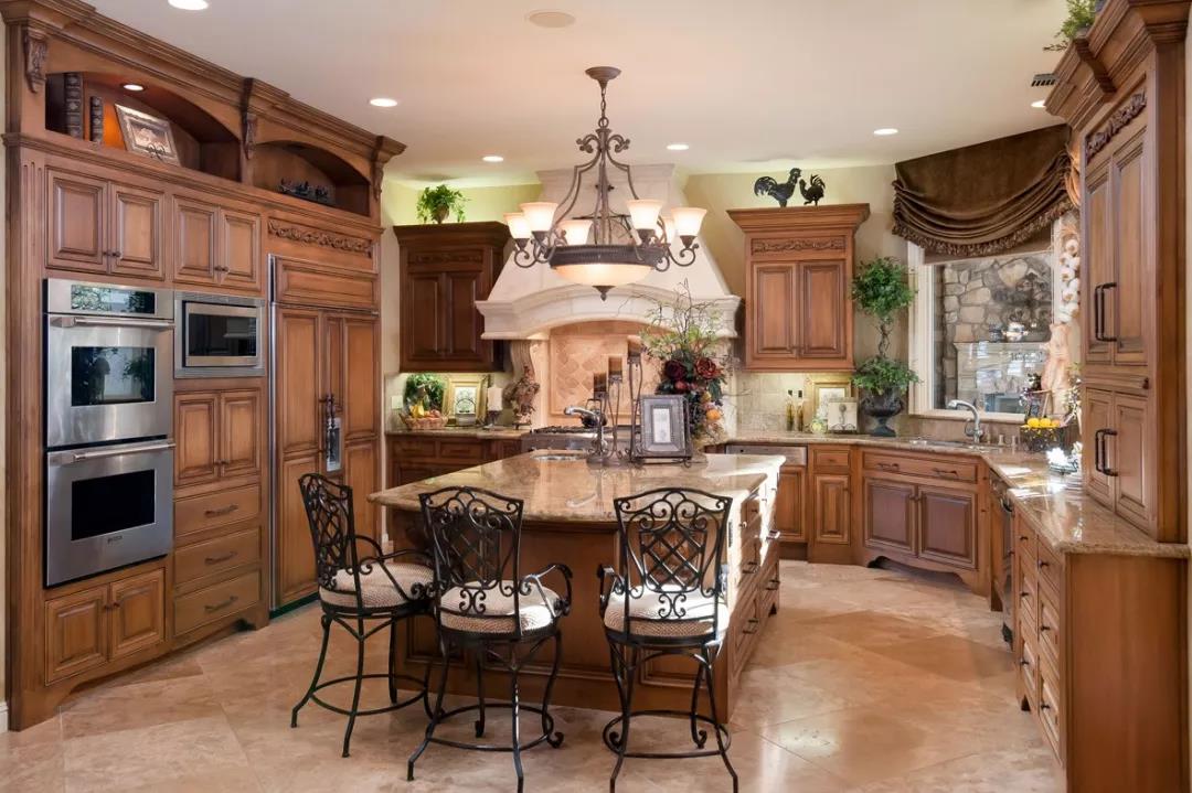 固友專注33年制木，升華木之道